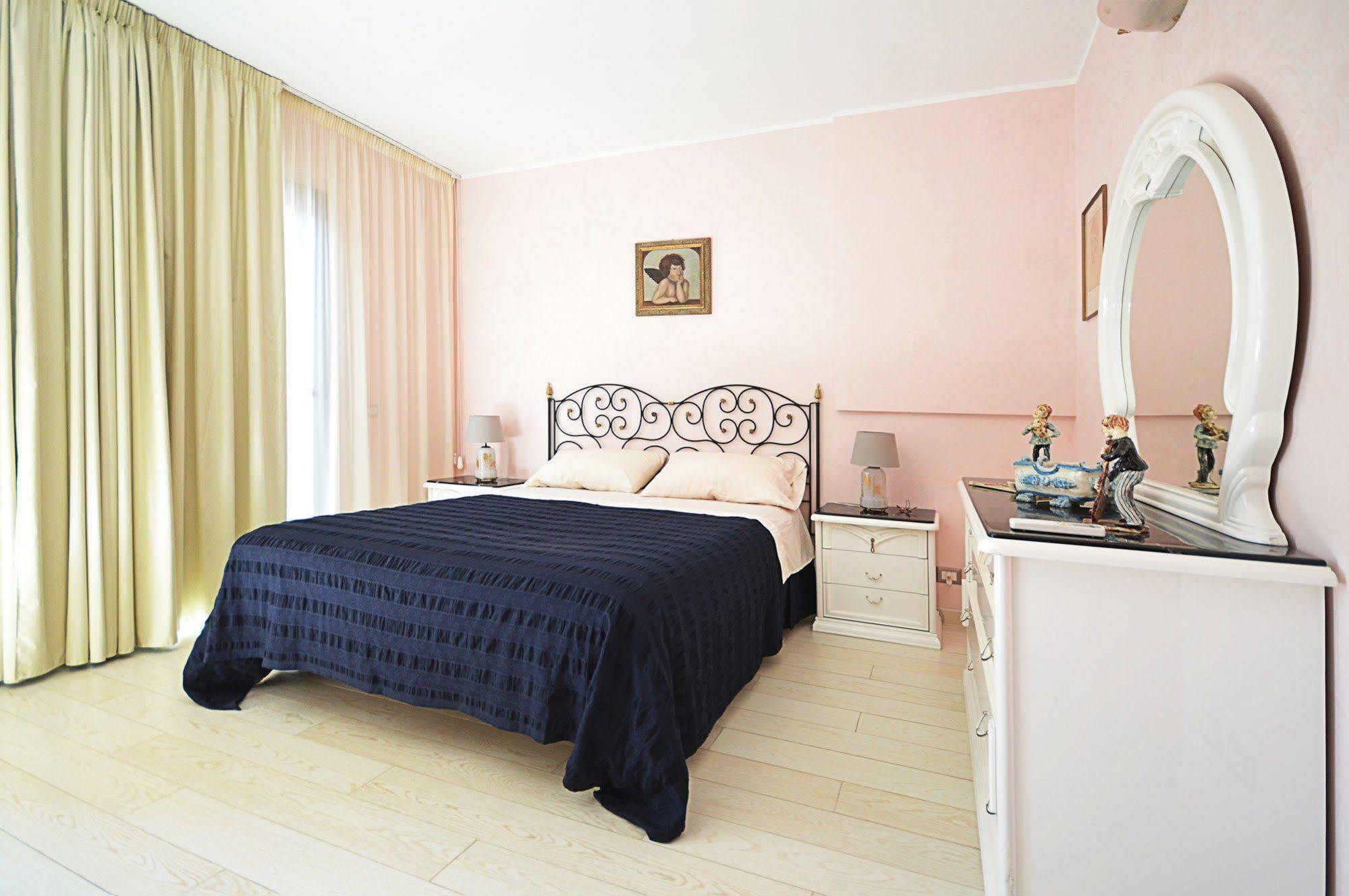 Mar Dei Poeti - Luxury Suites Torre Archirafi Dış mekan fotoğraf